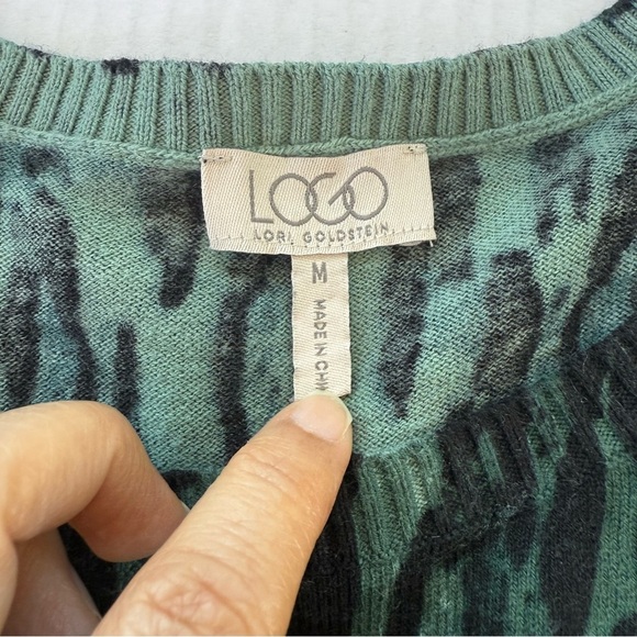 LOGO by Lori Goldstein Green and Black Patterned Sweater Sizes M - Picture 5 of 8